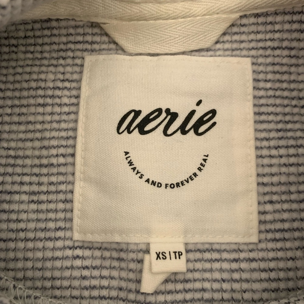 Aerie Getaway Waffle Crewneck Sweatshirt Women’s XS Oversized White Blue Knit - Picture 2 of 3